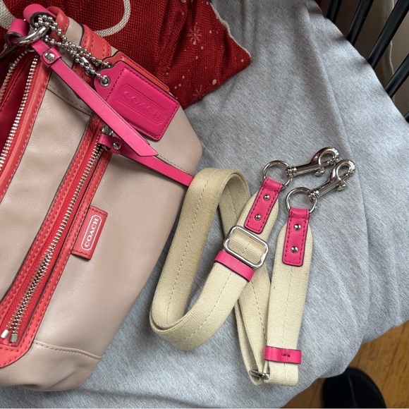 Coach Beige and Pink Shoulder Bag - Picture 4 of 6